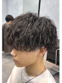 ツイストスパイラルパーマ束感ショート縦落ちツイスパ