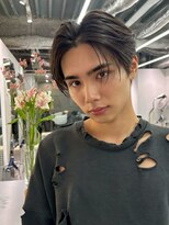 ポーチバイハニー オモテサンドウ(PORCH by HONEY omotesando)&nbsp;黒髪センターパート/フェザーパーマ/曲がる縮毛矯正2