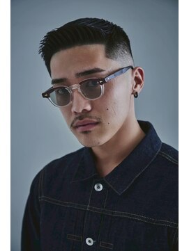 スタッグス 北千住(STUG'S) フェザーアップ