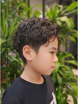 アヴァロンテ アットウィルヘアー(A VOLONTE at will hair) 【キッズ】大人顔負け☆ツーブロックパーマ[成田/富里]