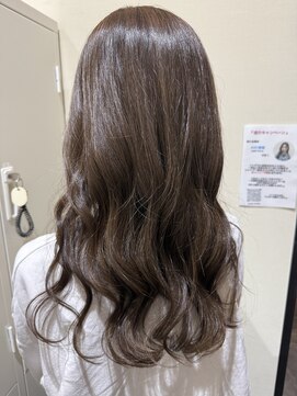 グレージュカラー