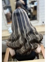 ラピス 新宿(Lapis)&nbsp;【Lapis新宿】アッシュグレー×ハイライトエクステ