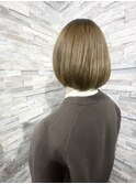 大人女性ショートに合う白髪染めカラーグレス