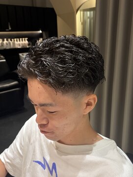 レボ 片町店(Revo) 夏にぴったり!オールバックパーマ×フェード