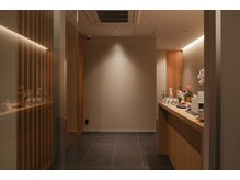 グラム(GLAM)の雰囲気（木の温もりに包まれる、特別なプライベート空間。）