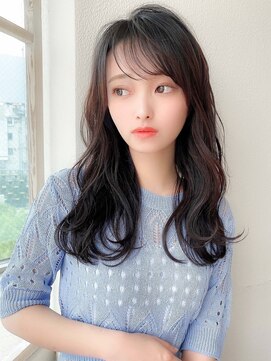 アフロート ディル(AFLOAT D'L) 20代30代40代大人かわいいミディアムレイヤー外ハネ小顔ベージュ