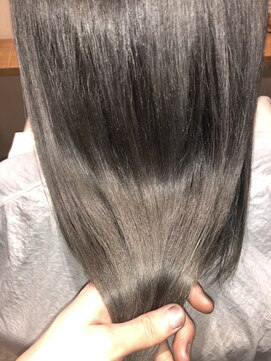 ヘアーメイクアンドネイル ヴォーグ(Hair Make＆Nail VOGUE) グレーカラー