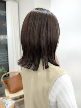 ガーデンヨコハマエスト(GARDEN YOKOHAMA est) お客様スタイル　外はねロブ　ミディアムヘア　 似合わせカット