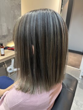 エニー(ENii) グレージュ+シャドウルーツ