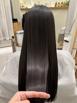 ウェルム 表参道(WELLM) 兎に角艶