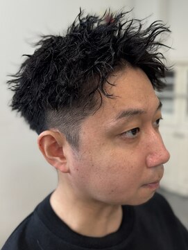 バース バイ ハピネス(BIRTH by happiness) 無造作なスパイキーショート