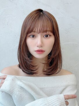 アフロート ルヴア(AFLOAT RUVUA) 20代30代40代大人かわいいミディアムレイヤー