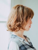 アマリス(Amaris)&nbsp;ラフさがかわいいミディアムボブ20代/30代/40代/庭瀬