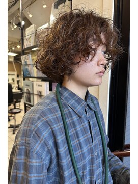 ペネロープ(Penelope) 新宿/ショートマッシュ/スパイラルパーマ