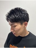 アップバングマッシュ