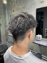 ライズ 綾瀬店(RISE)&nbsp;刈り上げ高めですっきり！ツイスト強めツイストスパイラル！