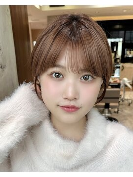 アフロート ルヴア(AFLOAT RUVUA) 40代50代お洒落な白髪染ショートボブ新宿ケアカラー