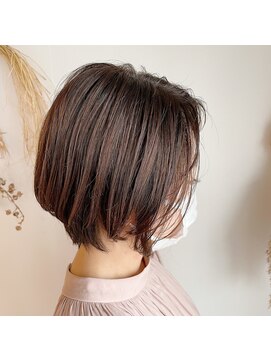 ヘアドゥーレディバグ 大和八木店(HAIR DO LADY BUG) 大人ショート