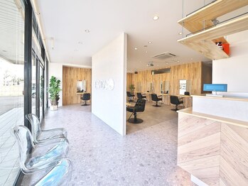 Agu hair grove 金沢八日市店【アグ ヘアー グローブ】