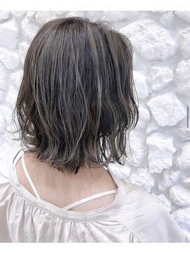 モアナバイヘッドライト 曽根店(Moana by HEADLIGHT) Moana#ハイライト#オリーブアッシュ#ボブ#パーマ