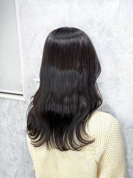 デミヘアー(Demi hair) 透け感ダークブラウンカラー