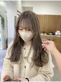 ミルクティーベージュ