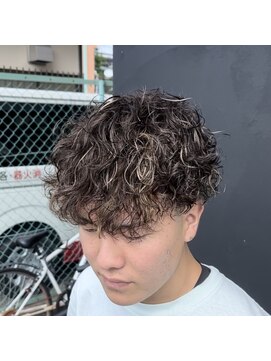 ダズルヘアーエイチ(DAZZLE hair H) プードルパーマ