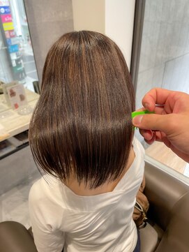 グロウバイニューヨークニューヨーク(Grow by NYNY) 【坂本】ショートボブ×白髪ボカシクレイライツ