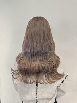 ライリー(riley) シフォンミルクティーベージュ×艶巻きロング