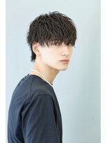 オルズ 渋谷(ALLZ)&nbsp;縦落ちツイストパーマ黒髪ミニウルフツイストスパイラルパーマ