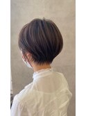 ショートボブ
