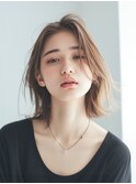 大人クールの切りっぱなしボブ