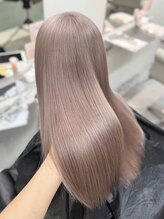 《絶妙な色味に毎日ときめく》ハイトーンでもダメージを感じないダブルカラー[ケアブリーチ/ダブルカラー]