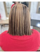 ラウラアンドロー(LAURA&RO)&nbsp;ダブルカラー/ケアブリーチ/インナーカラー/ベージュ【塚口】