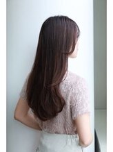 《髪質改善》クセに合わせた縮毛矯正から、ダメージレスな酸性領域のストレートまで豊富なラインナップ◇