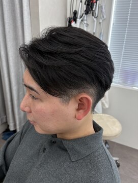 ヒストリー 元住吉(HISTORY) ナチュラル束感ショート×刈り上げサイドパート