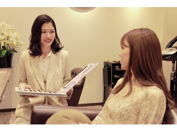 個室髪質改善&トリートメント専門店　ref-le 千葉店【ルフール】【10/9 OPEN(予定)】の写真/個室・髪質改善特化で完全マンツーマン施術のサロン。専属美容師としてしっかりとツヤ髪にします【千葉駅】