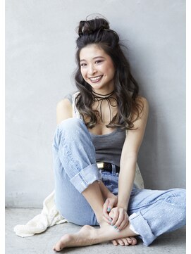 ワン 戸塚(ONE001) ハーフアップおだんご【ONE001　戸塚】