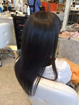 オレンジ サラ 河辺店 外国人カラー