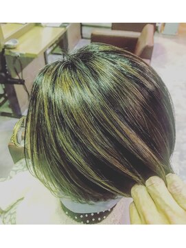 ライスラボニータ(La isla Bonita) ボブ X ハイライト