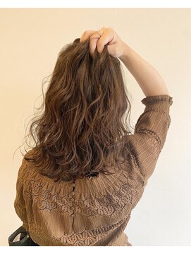 エール 生駒(aile Total Beauty Salon) アンニュイ波ウェーブ・スタイル