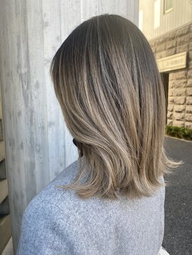 リバレッジ 広尾(Leverage) ハイトーンバレイヤージュ【広尾/恵比寿】担当:柴崎