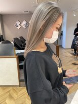 ロンド レア 天神大名店(Lond Le’a)&nbsp;ミルクティーベージュ/ダブルカラー/ケアブリーチ/くびれヘア