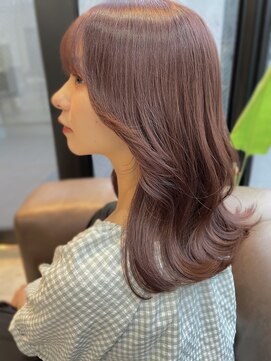 ザシー オモテサンドウ(The C) 韓国風ヘアスタイル　おくれ毛カット　前髪カット