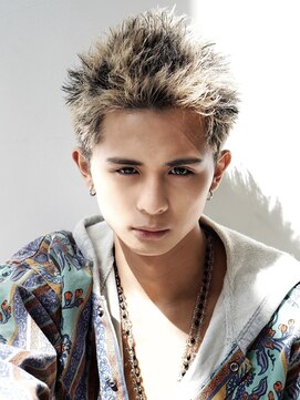 アルファ 新宿(alpha) フェザーパーマ/刈り上げセンターパート/サーフカール[新宿]