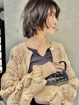 ワール(whirl.) ウルフボブレイヤー☆20代30代40代グレージュ大人かわいい