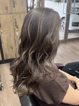 ヴィフ 大船(VIF) 白髪ぼかし/ハイライトカラー/トリートメントTOKIO/ケアブリーチ