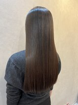 ロミバイリー(Romi by Lyee) ココアブラウン／ウルトワトリートメント／髪質改善