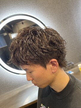 ワールドシップモトマチ(WORLD SHIP MOTOMACHI) ニュアンスパーマ　短髪