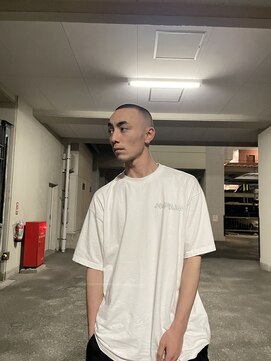 メリケンバーバーショップ フクオカ(MERICAN BARBERSHOP FUK) 波巻きハイライトマッシュパーマウルフフェード1